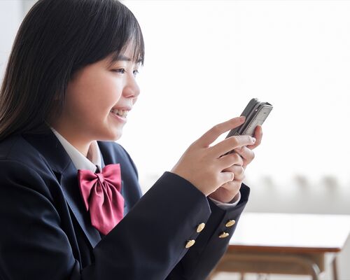 スマホ　学生
