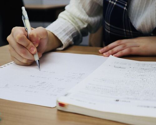 休み明けで集中して学習出来ていない方、必見です！完全個別指導塾PRIDEで、学習のコツを掴み、学習時間アップを目指しませんか？