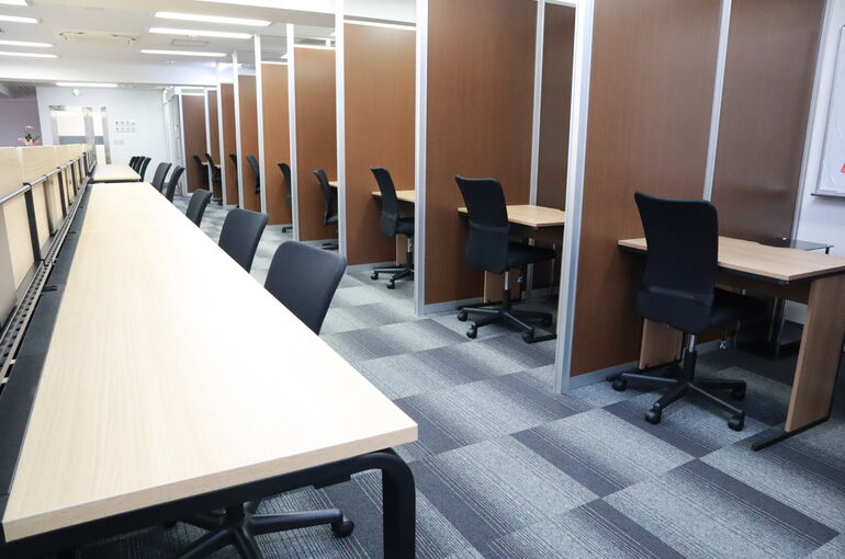 新百合ヶ丘教室の自習室です☻成績を上げるためには、学習環境も重要ですよ！ぜひ一度見学にお越しください。